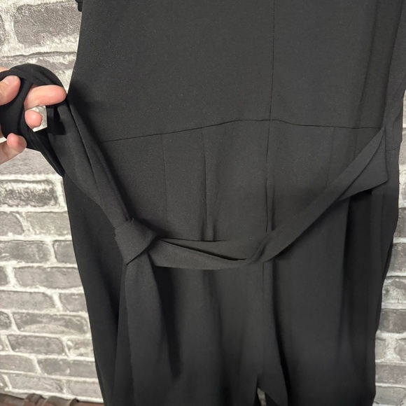 Express jumpsuit black vneck pockets tie waist - Picture 11 of 14